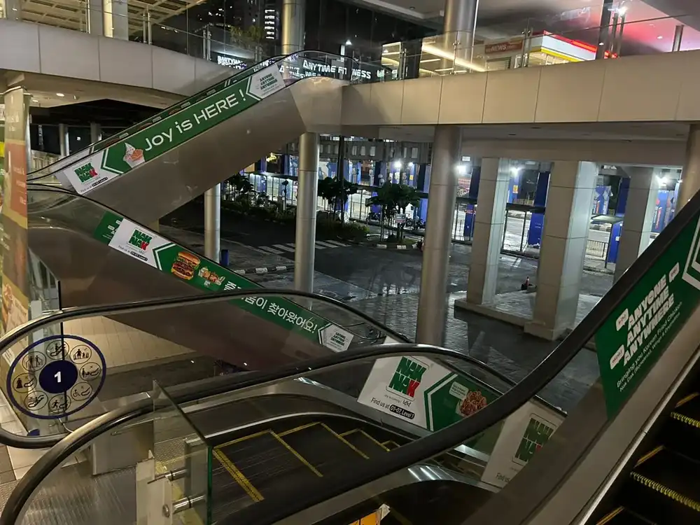 Escalator Sticker, Nak Nak, Menara UOA, Bangsar