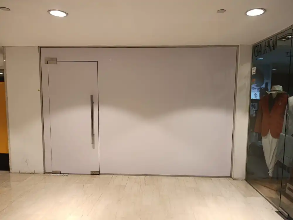 Glass Sticker (All White), Pavilion Kuala Lumpur