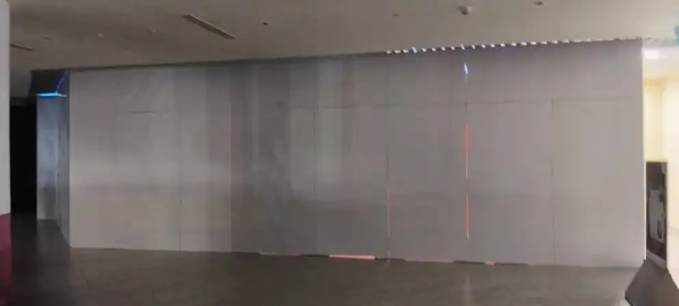 Hoarding (All White), 1 Utama
