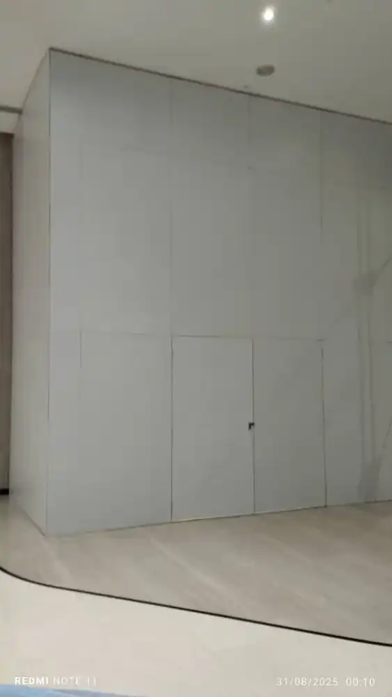 Hoarding (All White), AIA Sentral