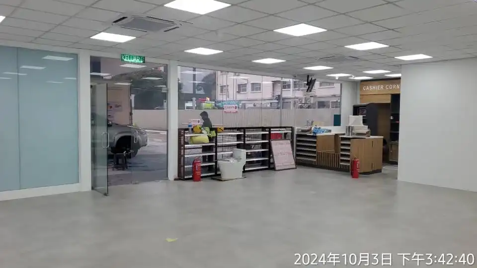 Hoarding (All White), Caltex Metro Perdana, Kepong