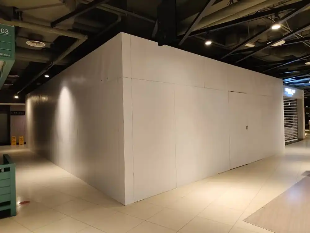 Hoarding (All White), Dpulze, Cyberjaya