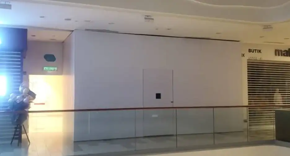 Hoarding (All White), KL East Mall