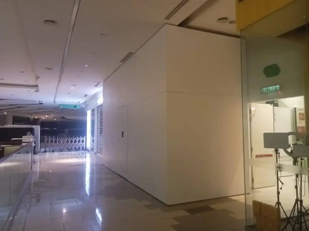 Hoarding (All White), KL East Mall