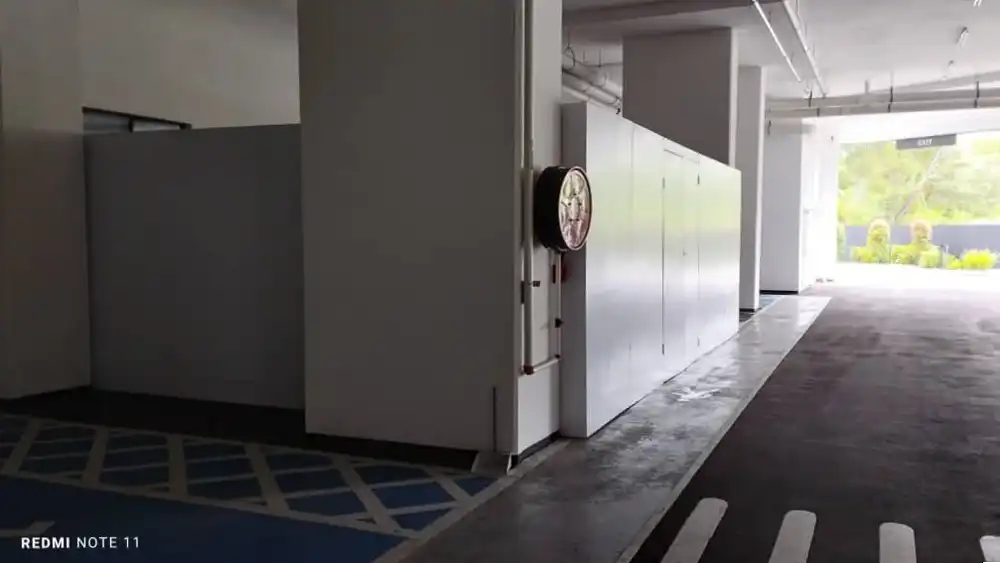 Hoarding (All White), Maya Ara Damansara