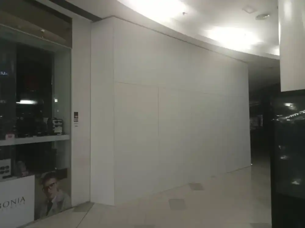 Hoarding (All White), Paradigm Mall