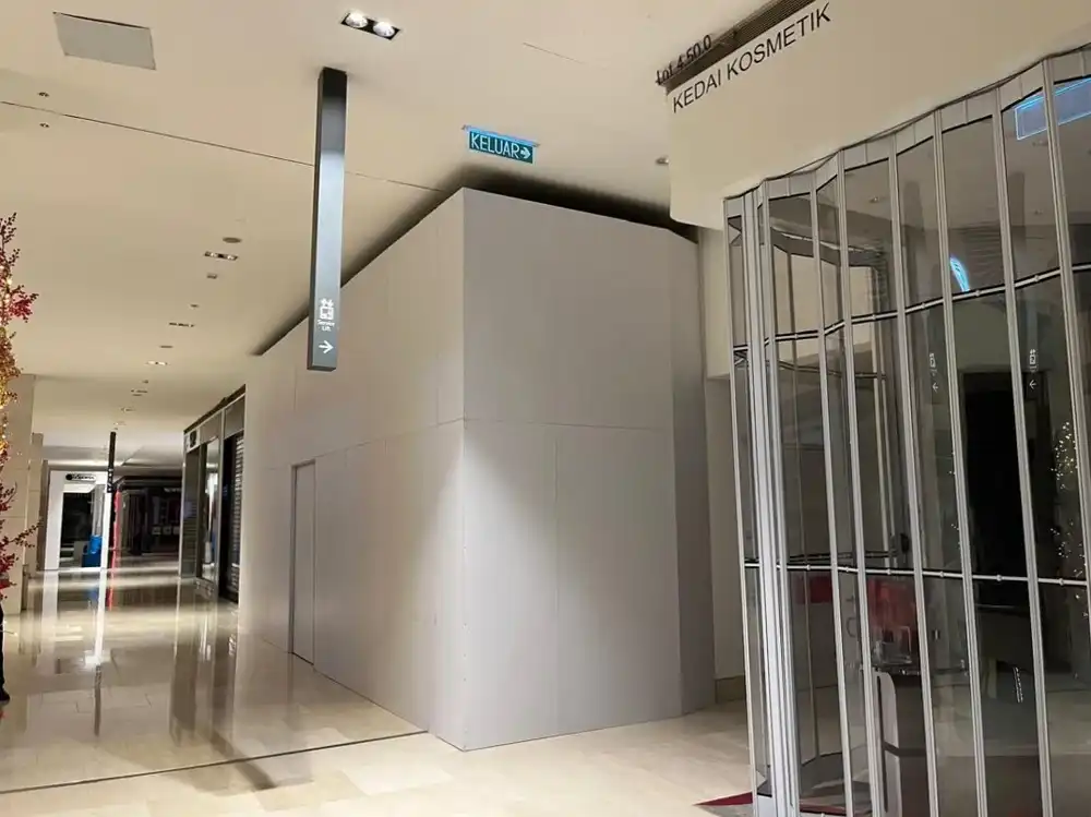Hoarding (All White), Pavilion Kuala Lumpur