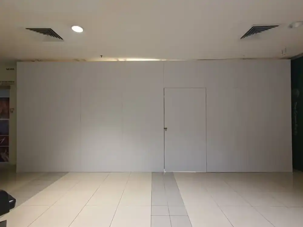 Hoarding (All White), Wangsa Walk