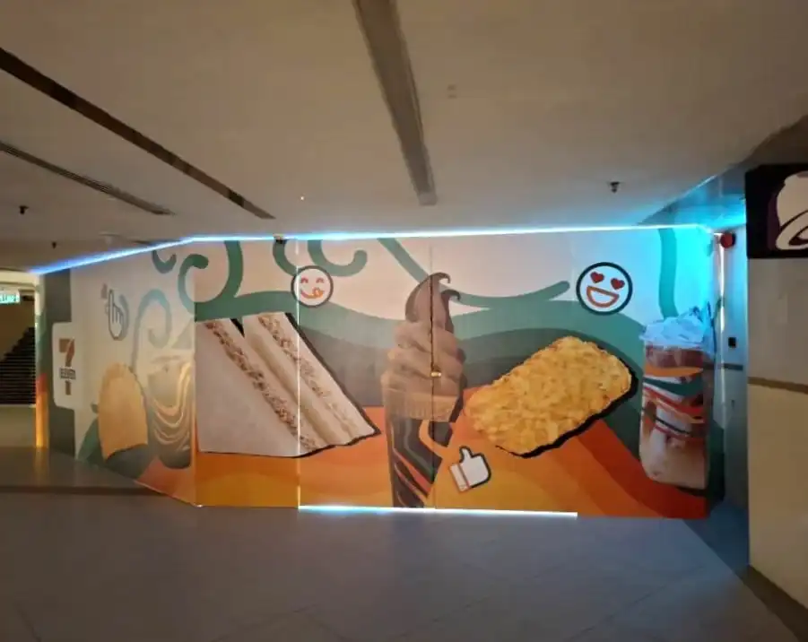 Hoarding and Visual, 7Eleven, Avenue K