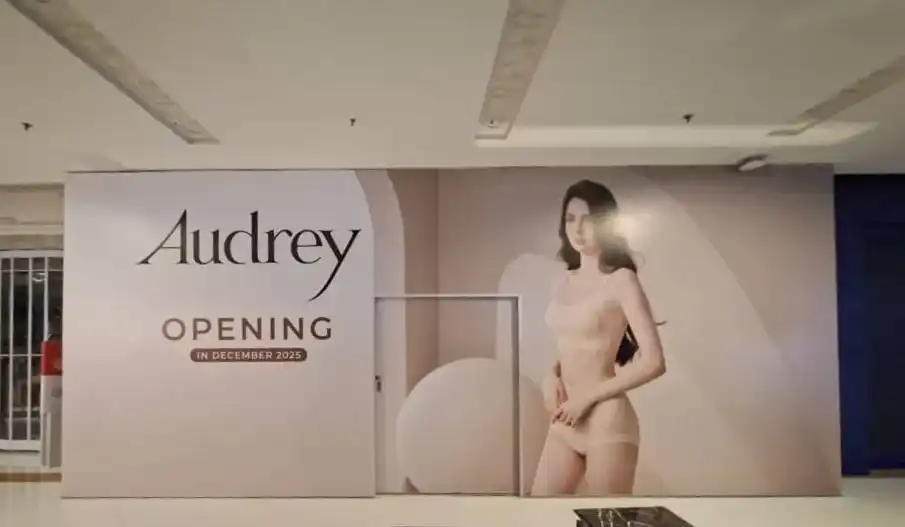 Hoarding and Visual, Audrey, Sunway Pyramid