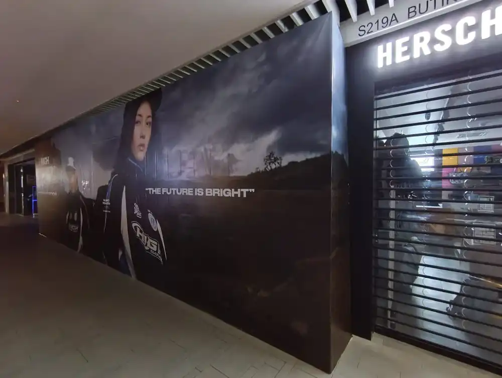 Hoarding and Visual, High Cultured, One Utama