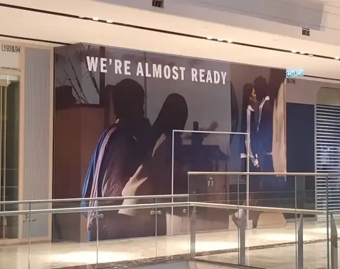 Hoarding Push Out and Visual, Adidas, TRX