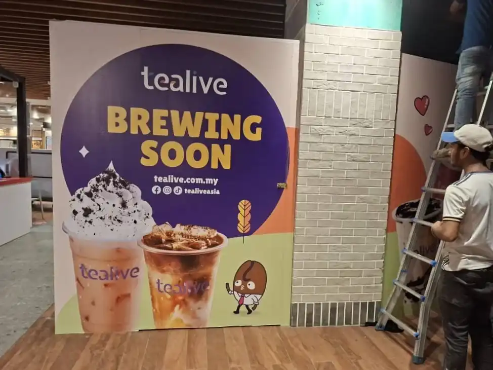 Hoarding and Visual, Tealive, Lalaport BBCC