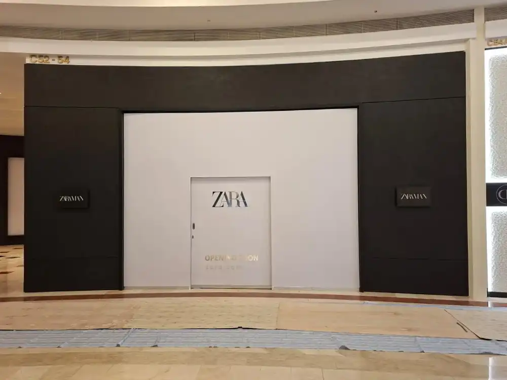 Hoarding and Visual, Zara, KLCC