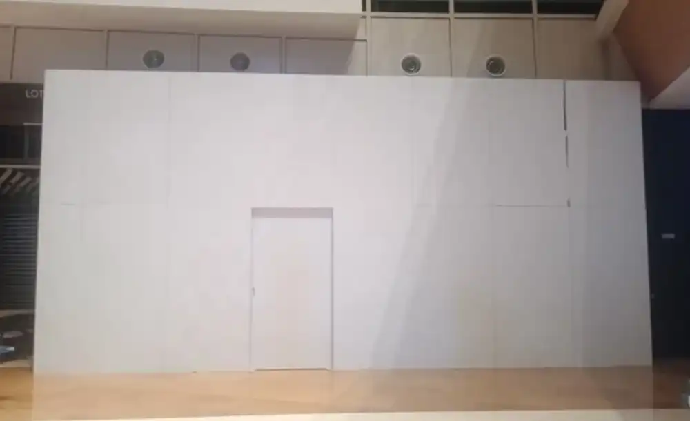 Hoarding Installation (All White). IOI City Mall