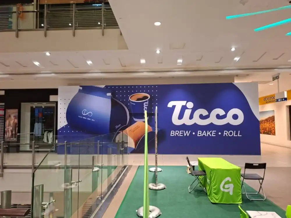 Hoarding Installation and Visual Sticker Installation. Ticco. Setia City Mall