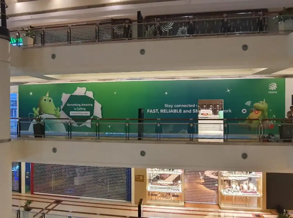 Hoarding Installation. Maxis. Suria KLCC