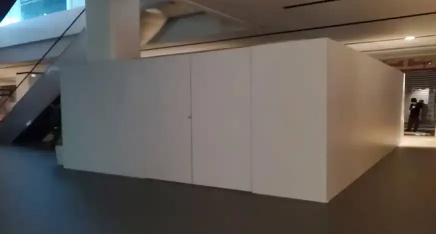 Hoarding (Kiosk, All White), KSL Esplanade Mall