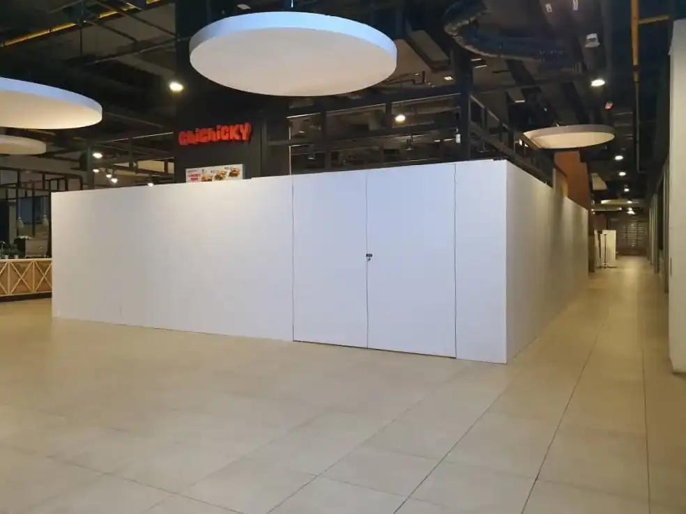 Hoarding (Kiosk, All White), Southlink Bangsar