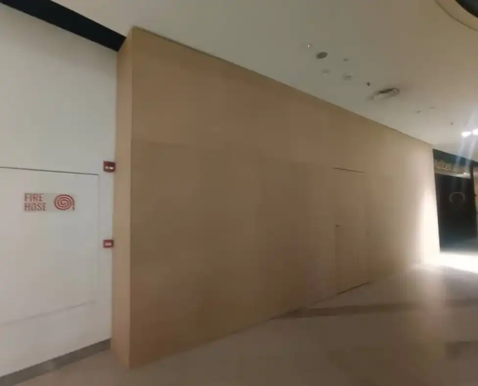 Hoarding (MDF), Central Icity