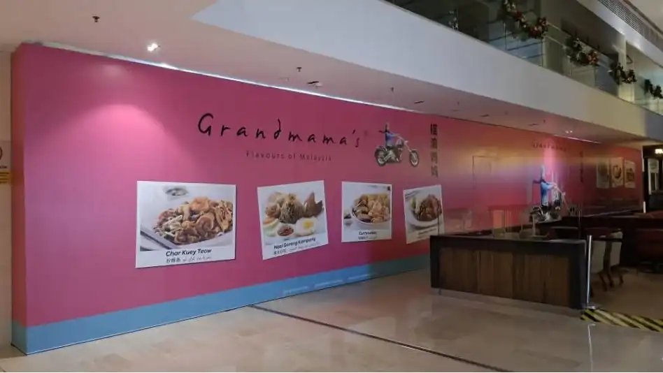 Hoarding Push Out and Visual, Grandmama's, The Intermark