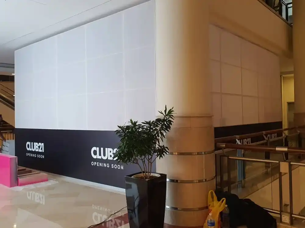 Hoarding & Vertical Fabric Cover (Kiosk), Club21, KLCC