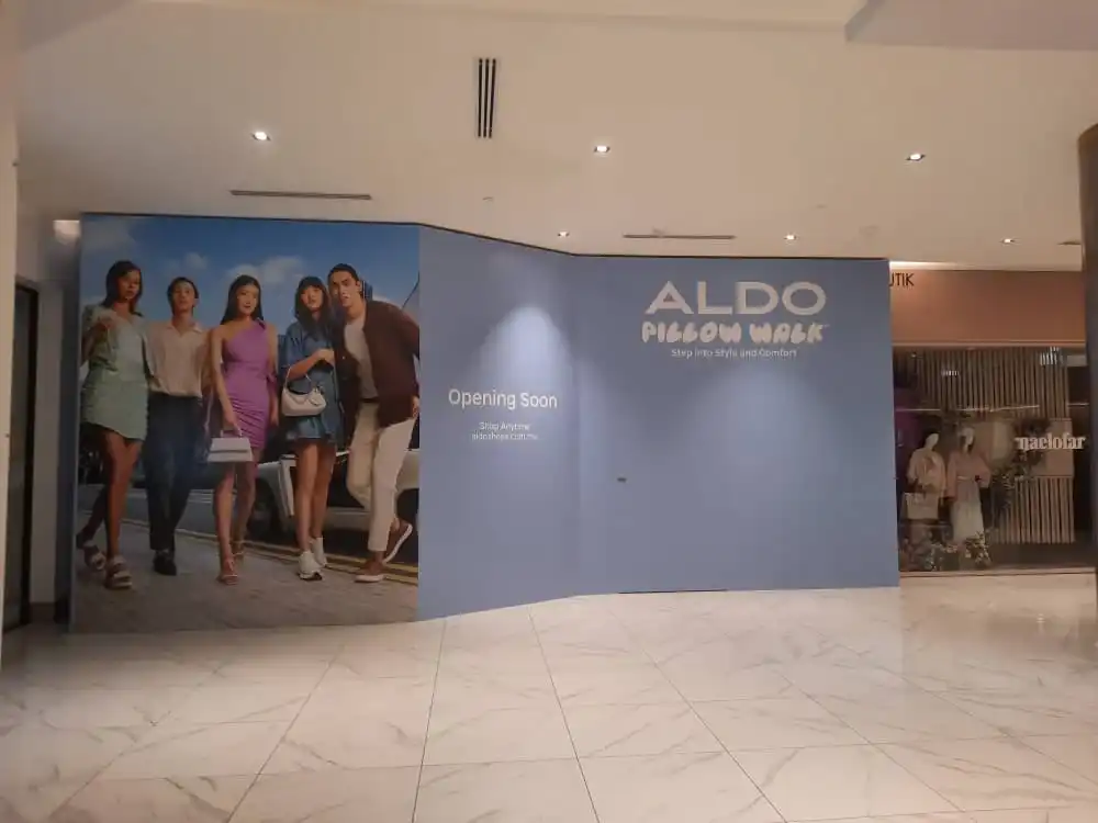Hoarding & Visual, Aldo, 1 Utama