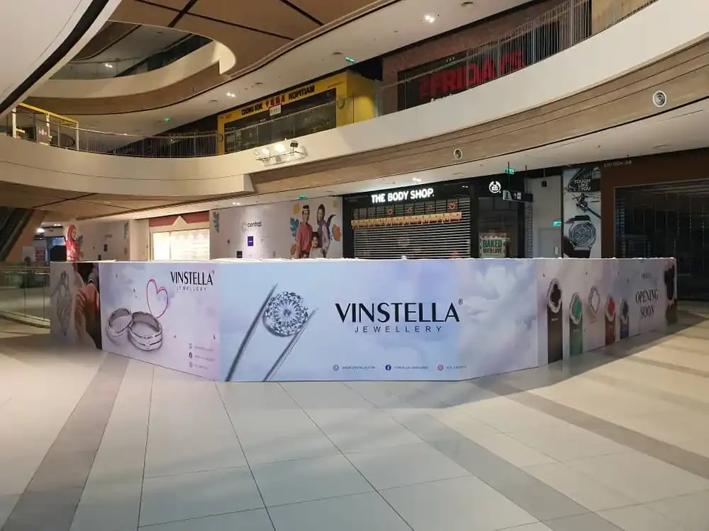 Hoarding & Visual c/w Top & Side Fabric Cover (Kiosk), Vinstella Jewellery, Central Icity