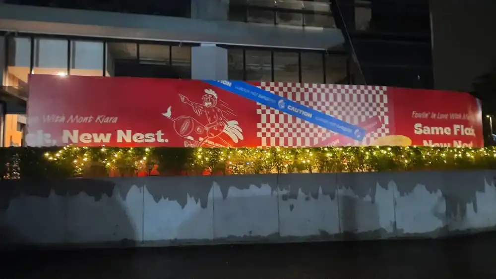 Hoarding & Visual, Fowl Boys, The Met
