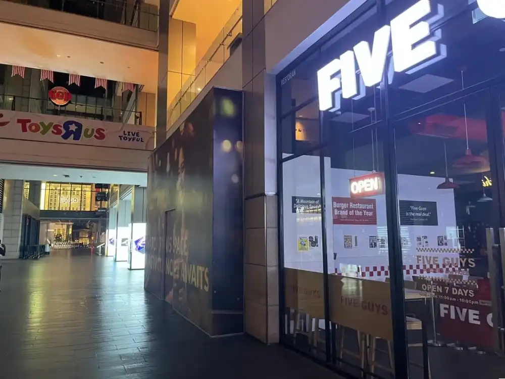 Hoarding & Visual, Generic, Pavilion Kuala Lumpur