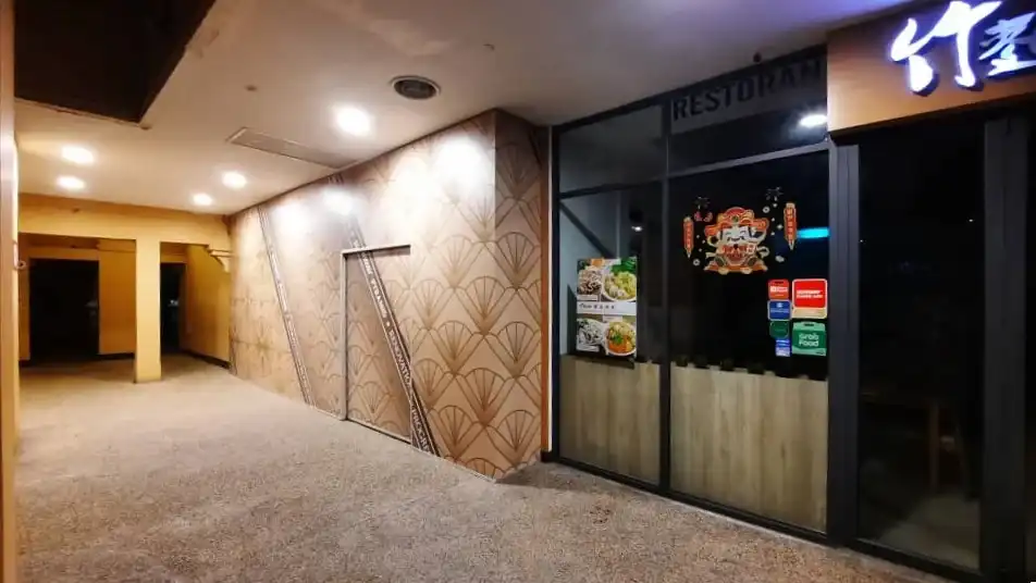Hoarding & Visual, Generic, Sunway Pyramid