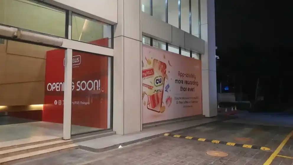 Hoarding, Visual & Glass Sticker, MyNews, Nu Empire