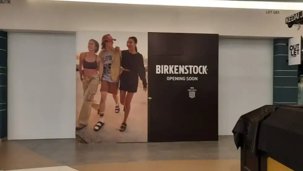 Hoarding, Visual & Glass White Sticker, Birkenstock, Mitsui Outlet Park