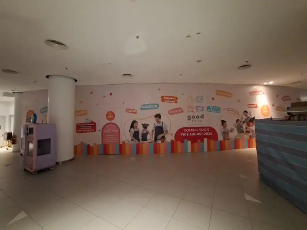 Hoarding & Visual, Good Times DIY Baking Studio, Central Icity