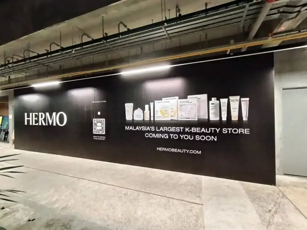 Hoarding & Visual, Hermo, The Campus
