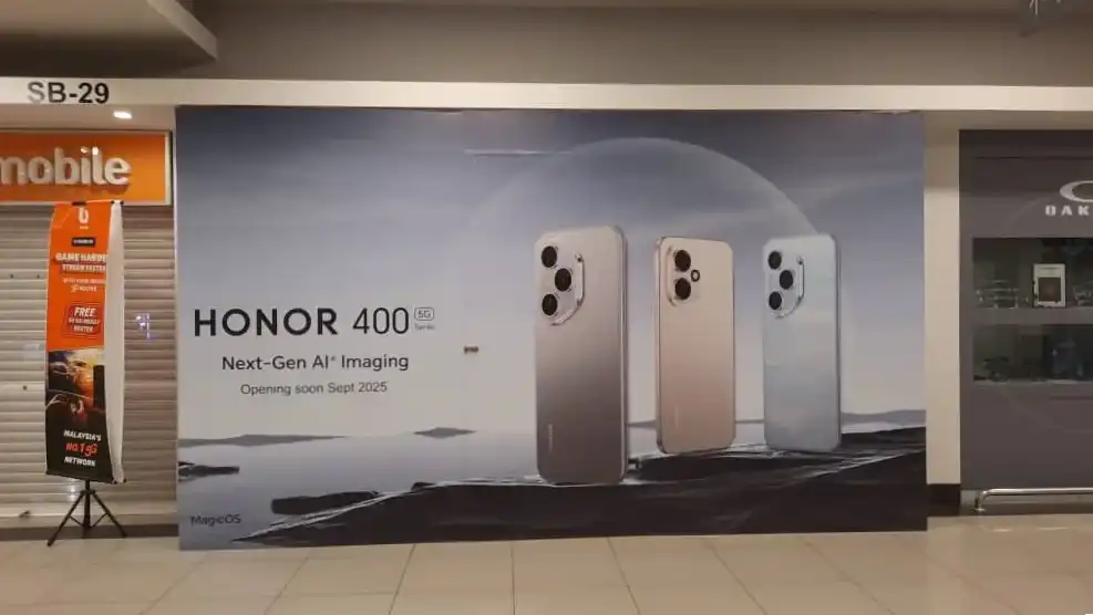 Hoarding & Visual, Honor, Lotus's Kepong