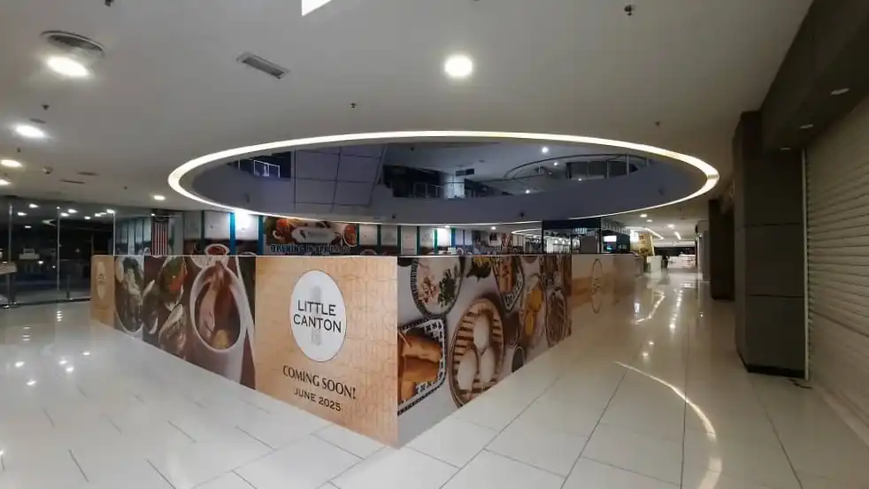 Hoarding & Visual (Kiosk), Little Canton, Quill City Mall