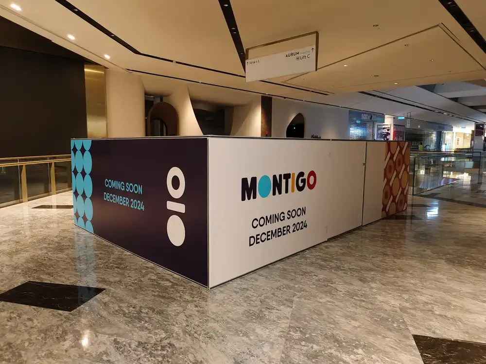 Hoarding & Visual (Kiosk), Montigo, TRX