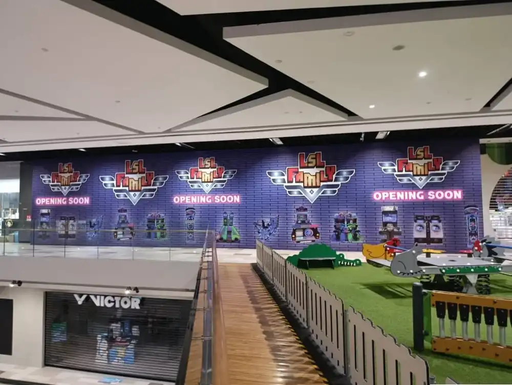 Hoarding & Visual, LSL Family, MyTown
