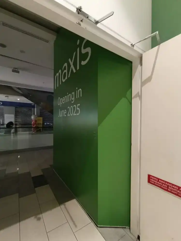 Hoarding & Visual, Maxis, KL East Mall