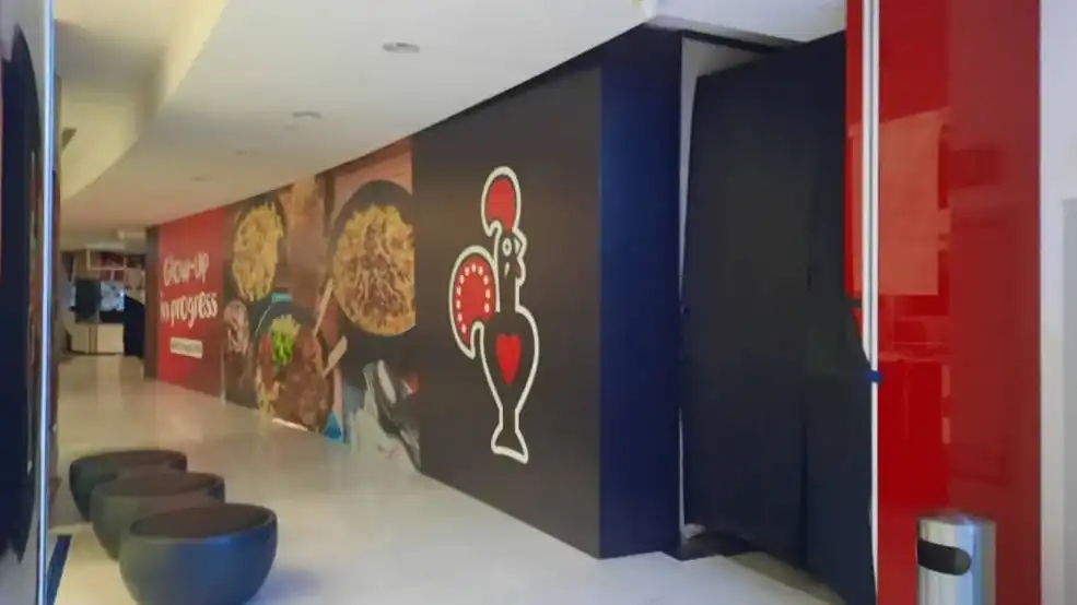 Hoarding & Visual, Nando's, Gamuda Walk
