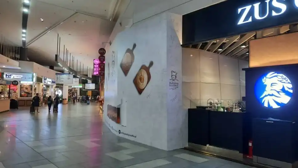 Hoarding & Visual, Rotiboy, KLIA2 Gateway