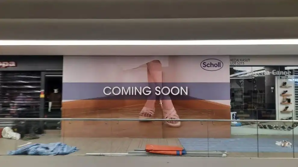 Hoarding & Visual, Scholl, 1 Utama