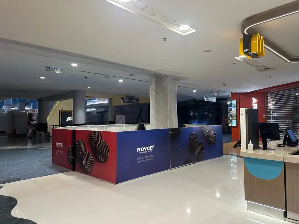 Hoarding & Visual Tarpaulin Installation, Royce, Sunway Pyramid