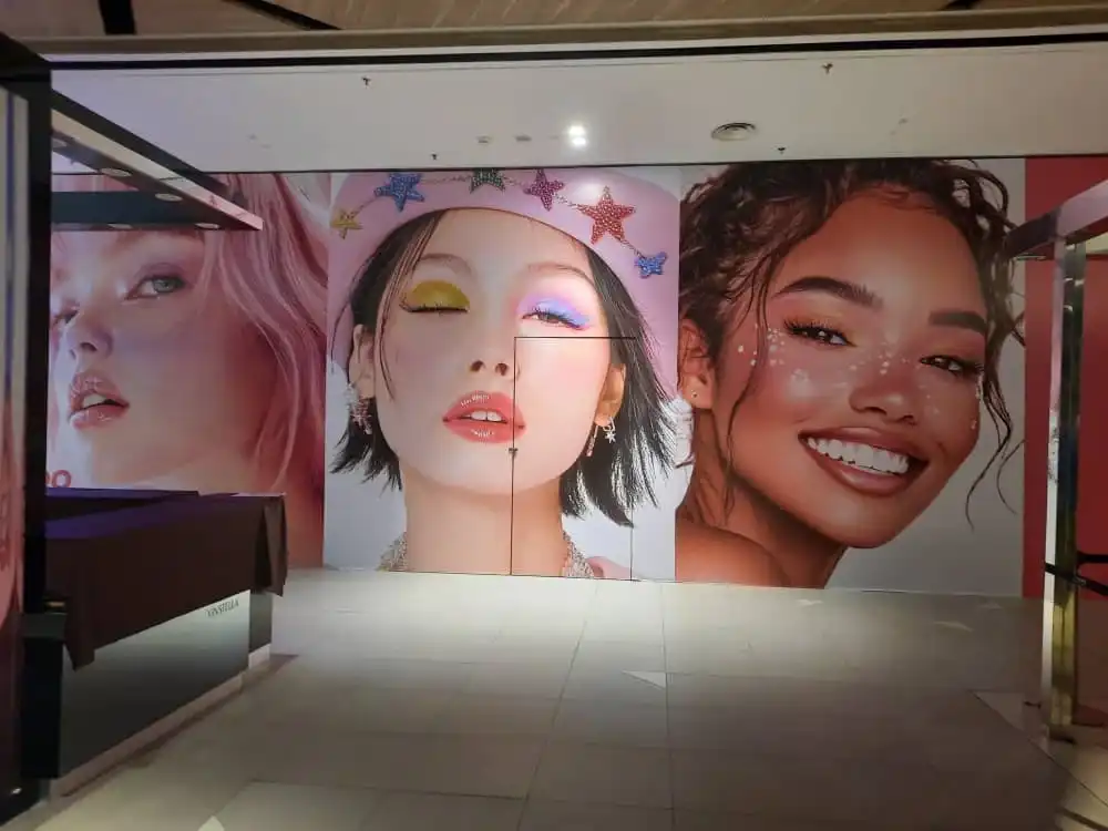 Hoarding & Visual, The Colorist, Central I-City