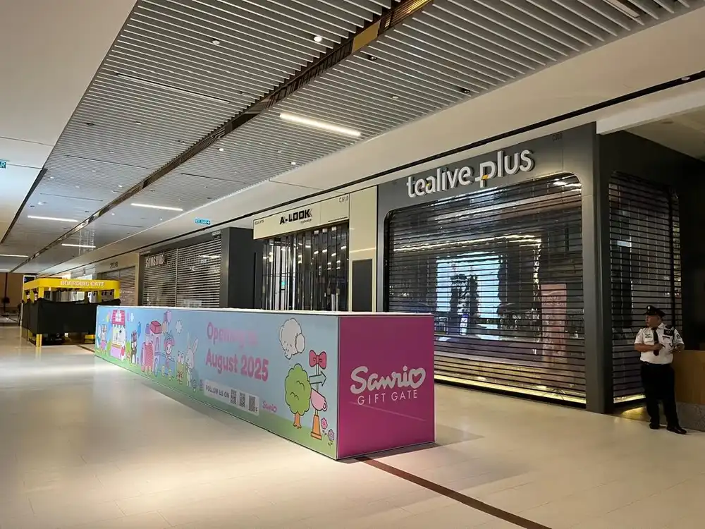 Hoarding, Visual & Top Fabric Cover (Kiosk), Sanrio Gift Gate, TRX