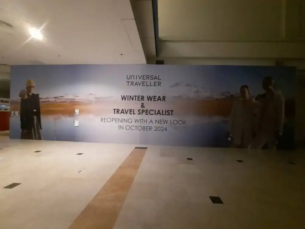 Hoarding & Visual, Universal Traveller, The Curve