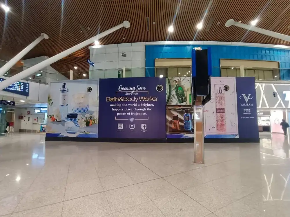 Hoarding & Visual, Valiram Bath & Body Works, KLIA SAT (Satellite Building)