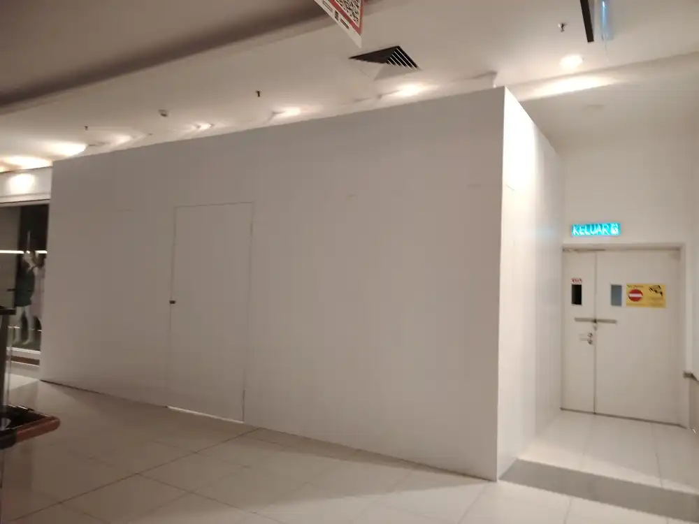 Hoarding (White), Aeon Dato Onn, Johor Bahru