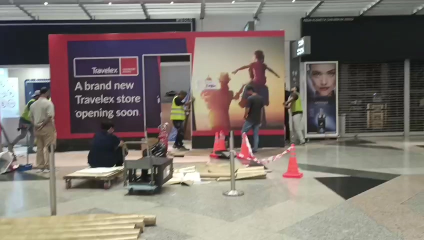 Movable Hoarding, Travelex, KLIA MTB (Main Terminal Building)